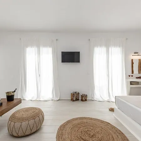 Ariadne'S Crown Luxury Suites With Private Pool Vivlos Exterior photo