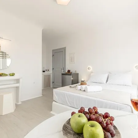 Ariadne'S Crown Luxury Suites With Private Pool Vivlos Exterior photo