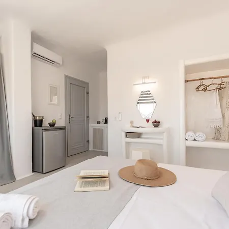 Ariadne'S Crown Luxury Suites With Private Pool Vivlos Exterior photo