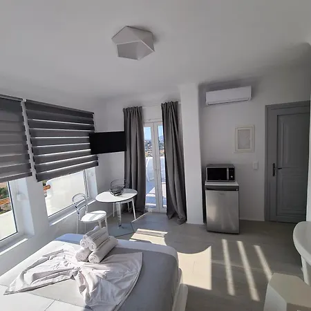 Ariadne'S Crown Luxury Suites With Private Pool Vivlos Exterior photo
