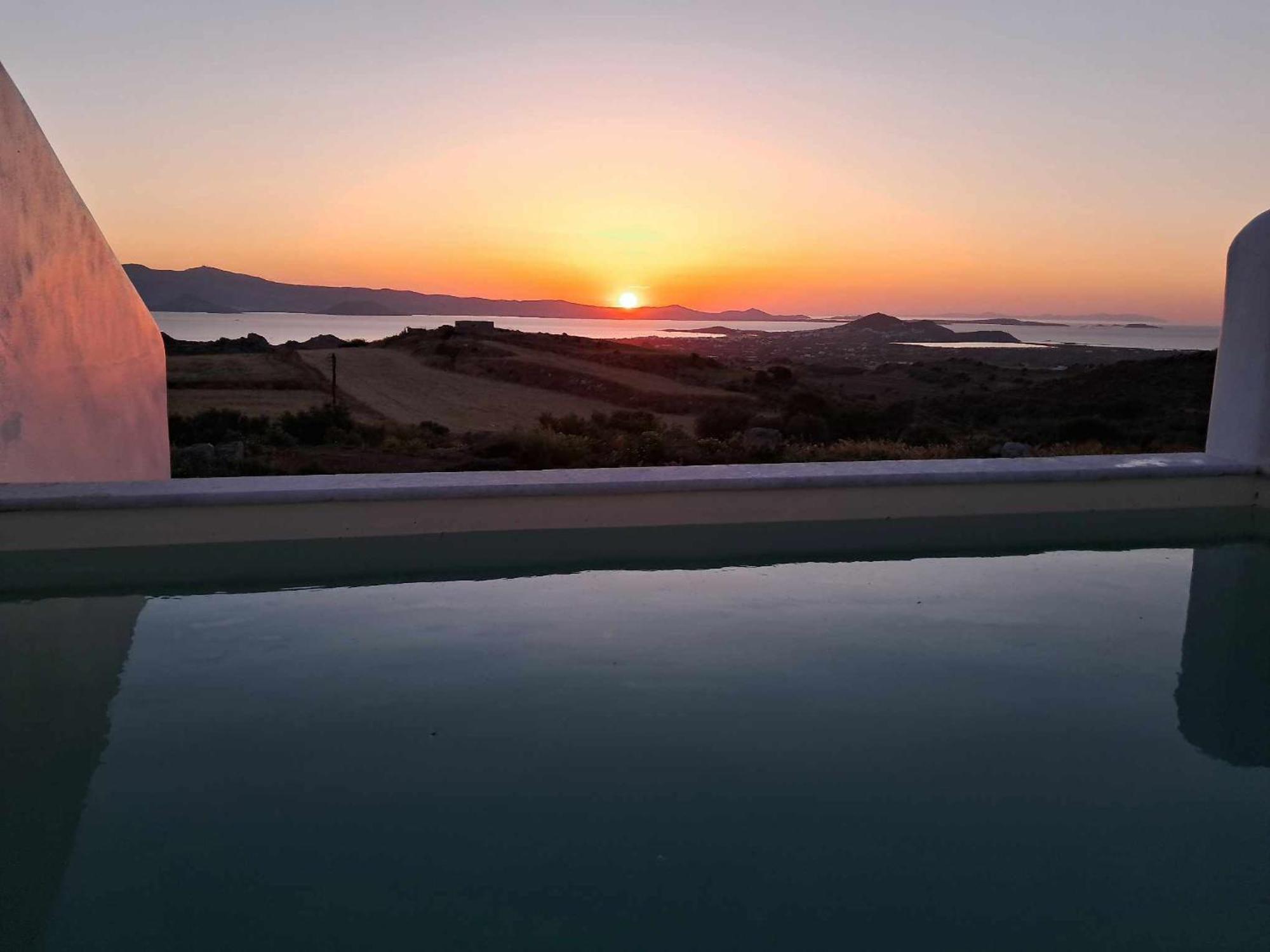 Ariadne's Crown Luxury With Private Pool