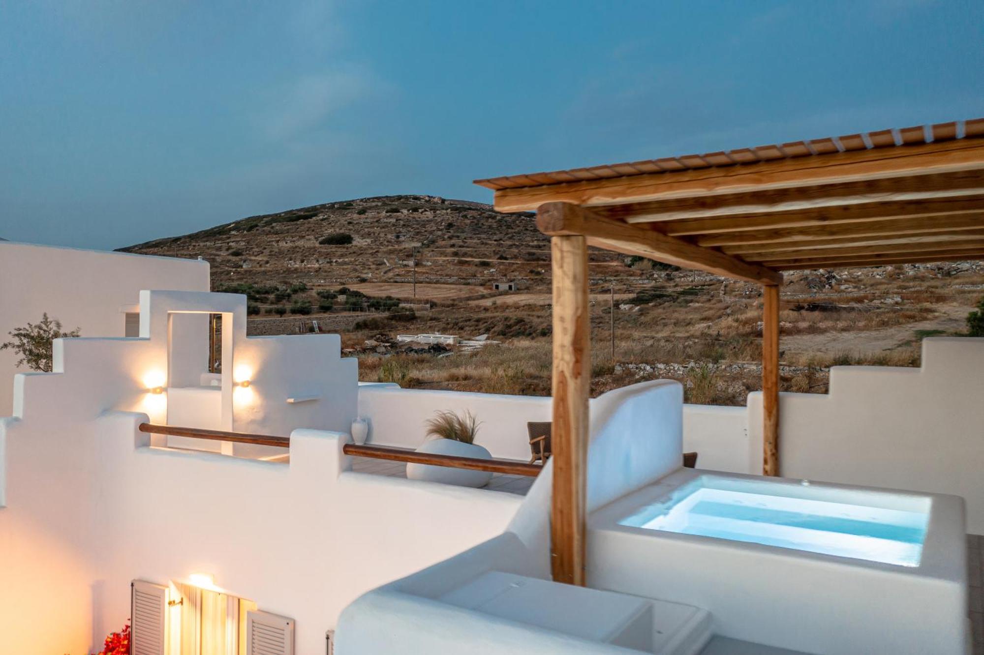 Ariadne's Crown Luxury With Private Pool *