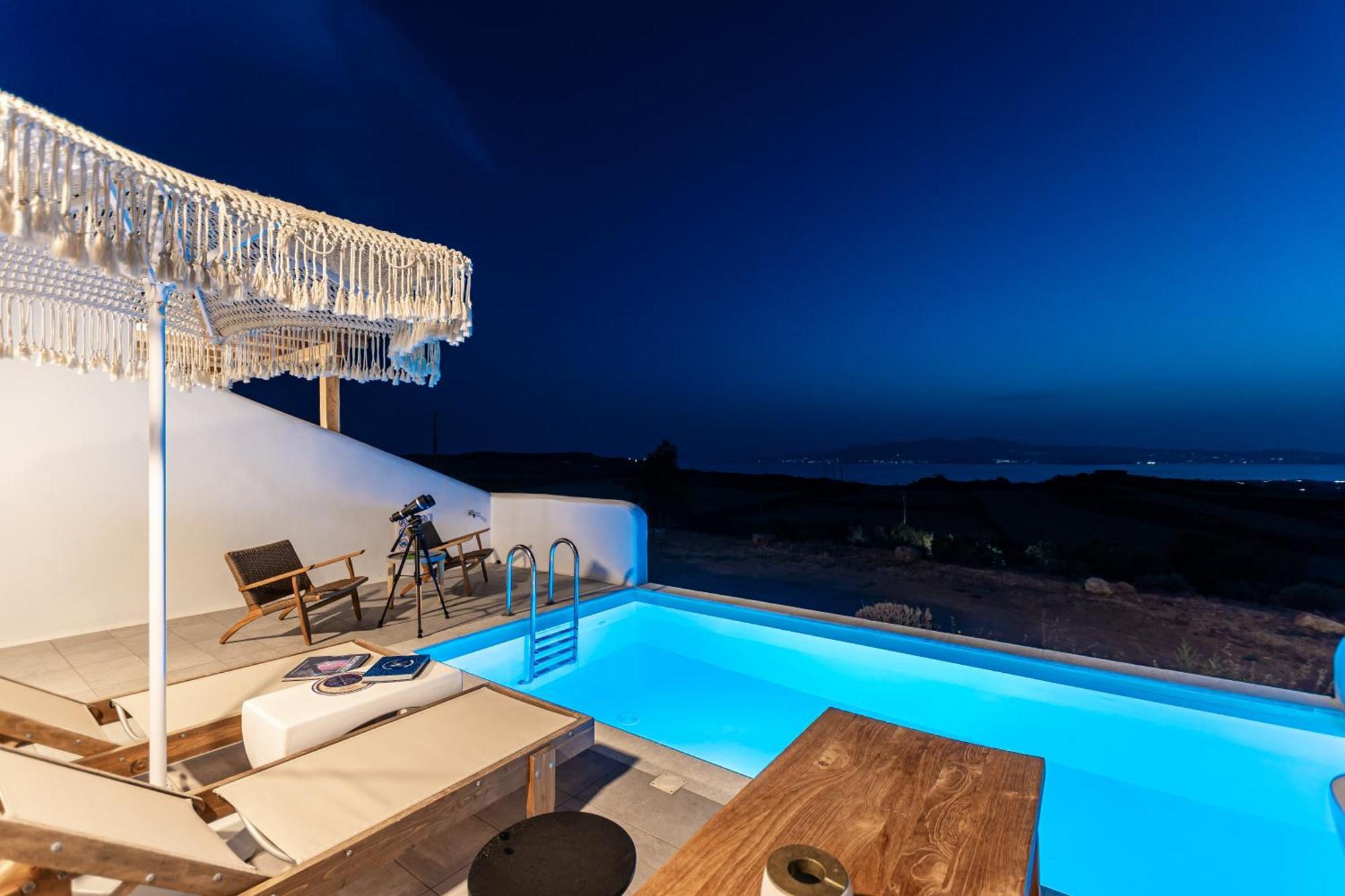 Ariadne's Crown Luxury With Private Pool Vivlos