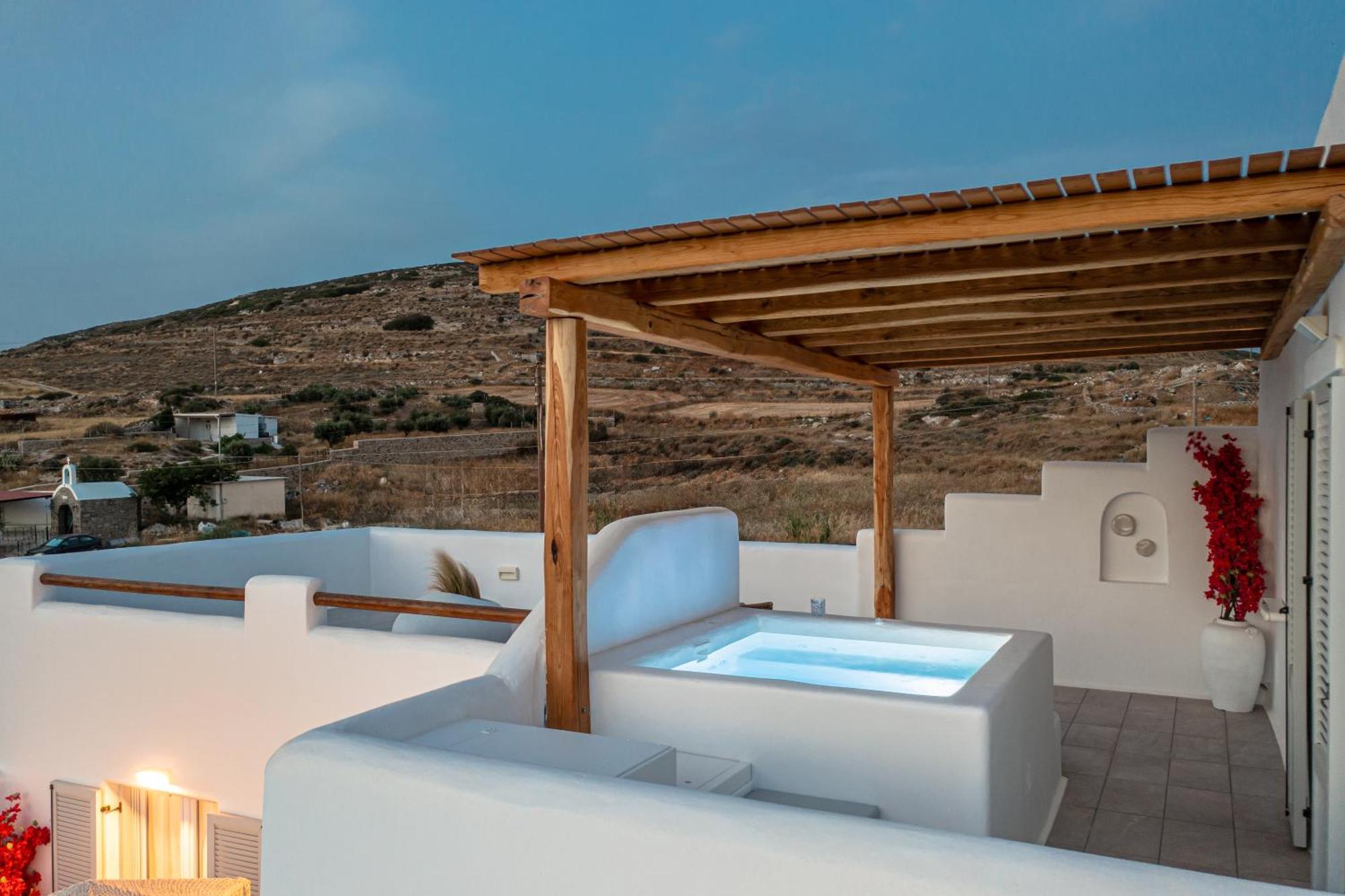 Ariadne's Crown Luxury With Private Pool Villa