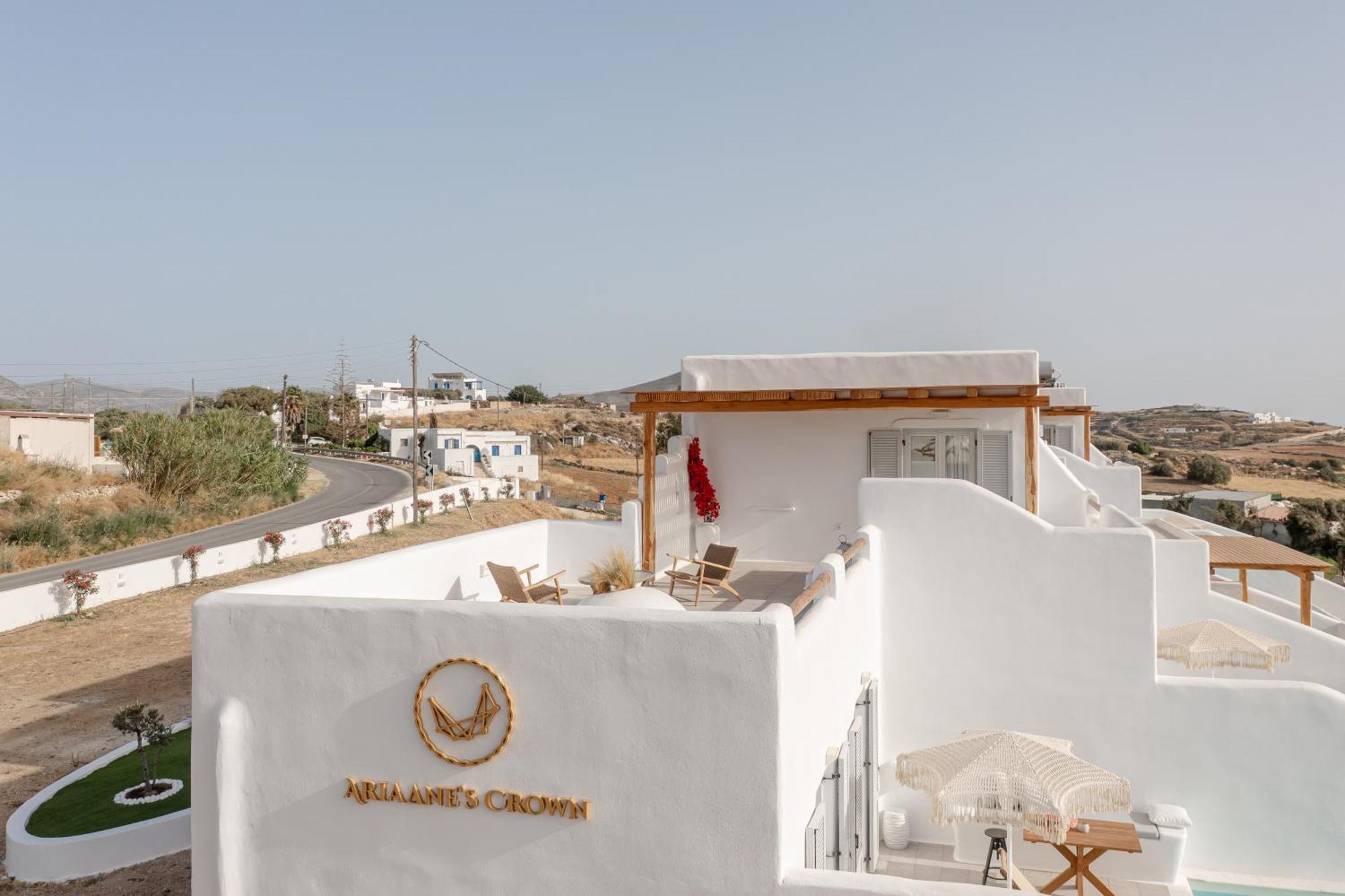 Ariadne's Crown Luxury With Private Pool Villa